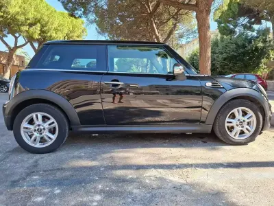 Usata Mini Coupé 75 CV (55 kW) 2012 Nero Coupé