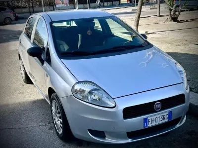Usata Fiat Grande Punto S 75 CV (55 kW) 2011 Utilitaria