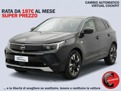 Usata Opel Grandland X Business Elegance 131 CV (96 kW) 2022 Nero SUV