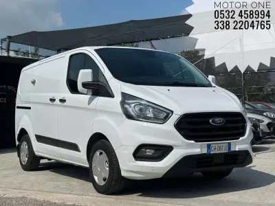 Usata Ford Transit Custom 131 CV (96 kW) 2021 Bianco Furgone