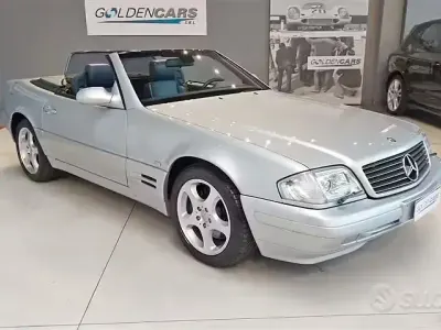 Usata Mercedes SL320 231 CV (169 kW) 2000 Grigio Cabrio