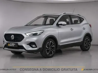 Usata MG ZS Luxury 106 CV (77 kW) 2024 Argento SUV