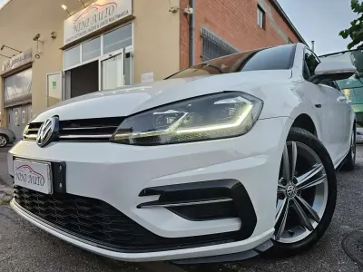 Usata VW Golf VII R-line 116 CV (85 kW) 2017 Bianco Berlina