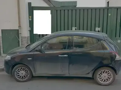 Usata Lancia Ypsilon 95 CV (69 kW) 2011 Nero Utilitaria