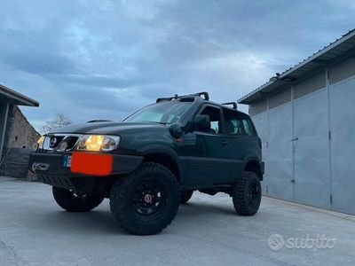 usata Nissan Terrano 3.0 tdi