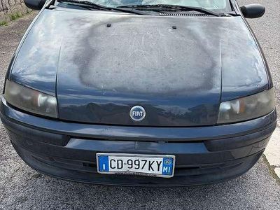 Usata Fiat Punto 60 CV (44 kW) 2002 Grigio Utilitaria