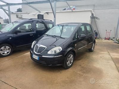 Usata Lancia Musa Platinum 95 CV (69 kW) 2011 Nero Monovolume