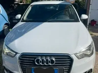Usata Audi A1 Attraction 90 CV (66 kW) 2013 Bianco Utilitaria