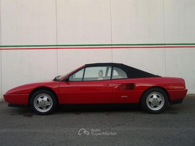 Usata Ferrari Mondial 300 CV (220 kW) 1988 Rosso Cabrio