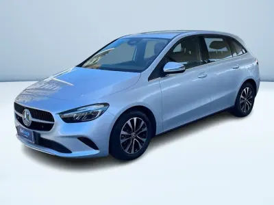 Usata Mercedes B180 Advanced 116 CV (85 kW) 2023 Argento Utilitaria