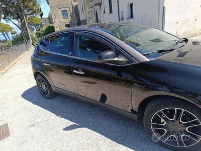 Usata Lancia Delta 120 CV (88 kW) 2008 Nero Utilitaria