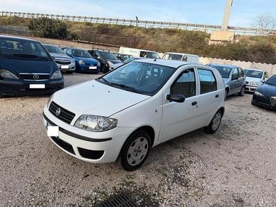 Bianco Usata 2006 Fiat Punto Dynamic Berlina | 1999 € (Buon prezzo)