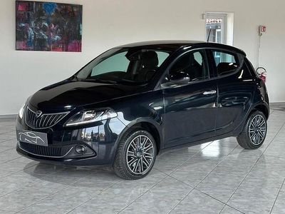Usata Lancia Ypsilon Gold 69 CV (50 kW) 2022 Nero Utilitaria