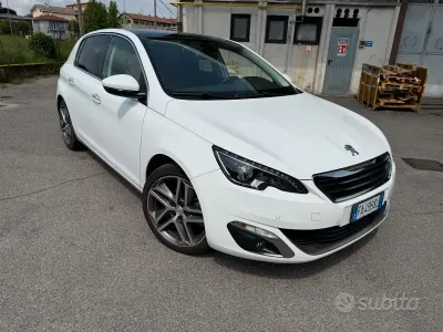 Occasion Peugeot 308 120 ch (88 kW) 2015 Blanc Berline