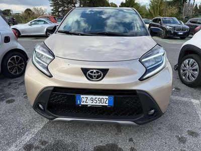 Bronzo Usata 2025 Toyota Aygo X Lounge SUV | 17.100 € (Buon prezzo)