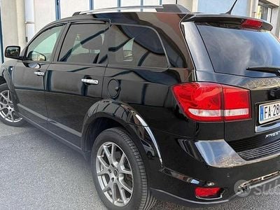 Usata Fiat Freemont Lounge 140 CV (102 kW) 2015 Nero SUV