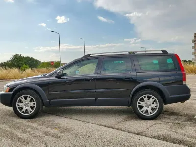 Usata Volvo XC70 Summum 185 CV (136 kW) 2006 Nero Station wagon