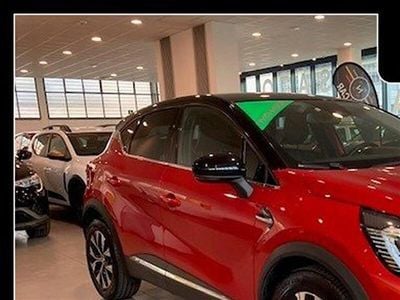 Usata Renault Captur Intens 101 CV (74 kW) 2022 Rosso SUV