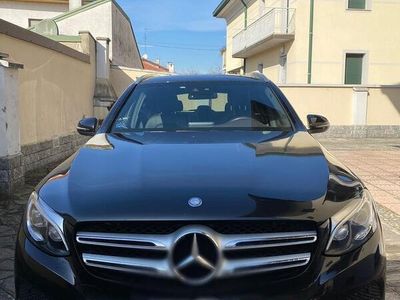 Mercedes GLC220