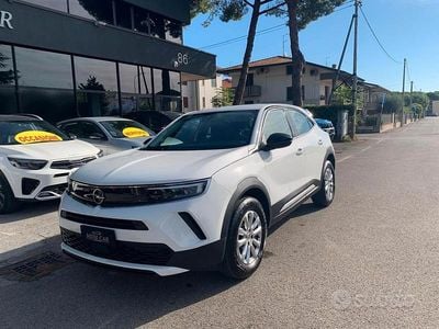 Usata Opel Mokka Edition 101 CV (74 kW) 2022 Bianco SUV