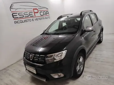 Usata Dacia Sandero Comfort 90 CV (66 kW) 2019 Nero Berlina