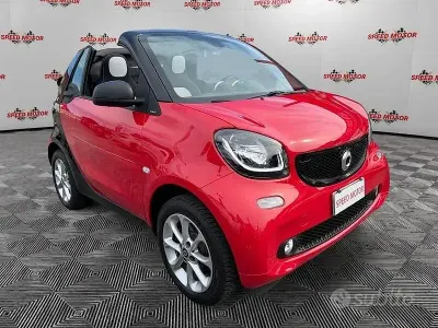 Usata Smart ForTwo Cabrio Passion 71 CV (52 kW) 2017 Rosso Cabrio