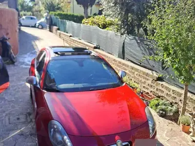 Usata Alfa Romeo Giulietta 170 CV (125 kW) 2011 Rosso Utilitaria