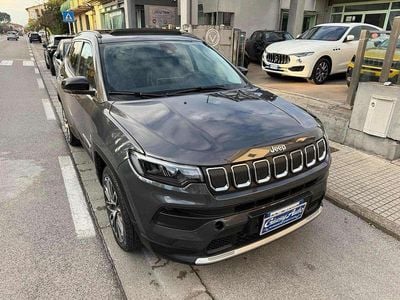 Usata Jeep Compass Limited 131 CV (96 kW) 2024 Grigio scuro SUV