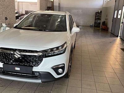 Nuova Suzuki SX4 S-Cross 110 CV (80 kW) 2026 Santorini SUV