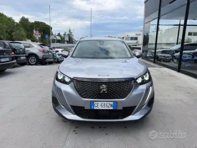 Usata Peugeot 2008 GT-line 110 CV (80 kW) 2021 Grigio SUV