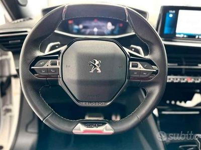 Usata Peugeot 2008 GT-line 131 CV (96 kW) 2020 Bianco SUV