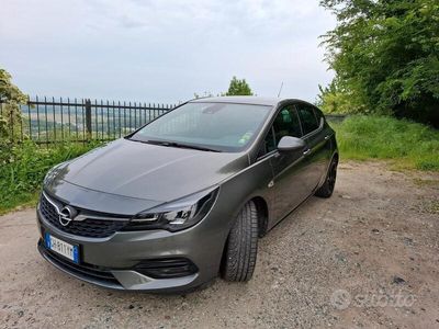 Usata Opel Astra GS Line 145 CV (106 kW) 2021 Grigio Berlina