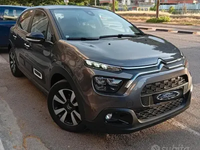 Usata Citroën C3 Shine 102 CV (75 kW) 2023 Grigio Utilitaria