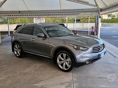 Usata Infiniti QX70 Premium 238 CV (175 kW) 2016 Grigio SUV