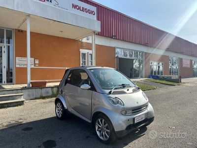 usata Smart ForTwo Coupé 700 pure (37 kW)