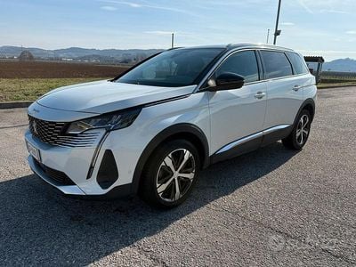 Usata Peugeot 5008 Allure 131 CV (96 kW) 2021 Bianco SUV