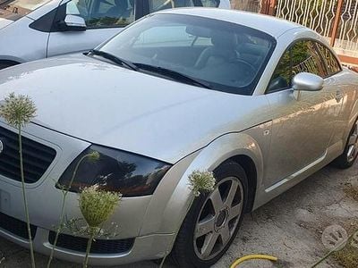 Usata Audi TT 225 CV (165 kW) 2002 Grigio Coupé