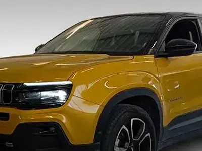 Usata Jeep Avenger Longitude 101 CV (74 kW) 2024 Bianco SUV
