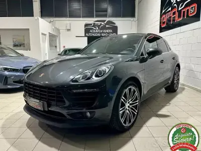 Usata Porsche Macan 250 CV (183 kW) 2017 Grigio scuro SUV