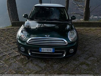 Usata Mini Cooper D 112 CV (82 kW) 2010 Verde Utilitaria