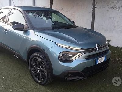 Usata Citroën C4 Shine 131 CV (96 kW) 2023 Verde SUV