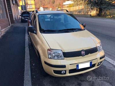 Giallo Usata 2012 Fiat Panda Dynamic Utilitaria | 3800 € (Buon prezzo)