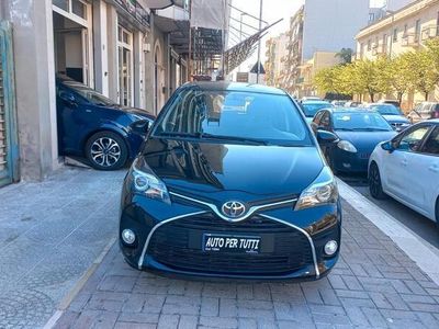 usata Toyota Yaris 1.4 D 5p. -2015