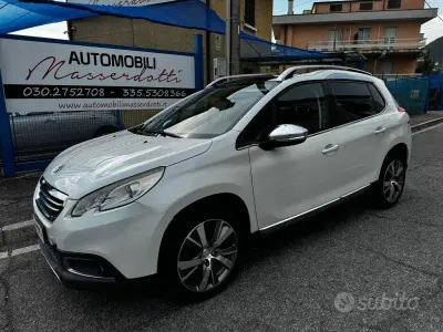 Usata Peugeot 2008 Allure 92 CV (67 kW) 2013 Bianco perlato SUV
