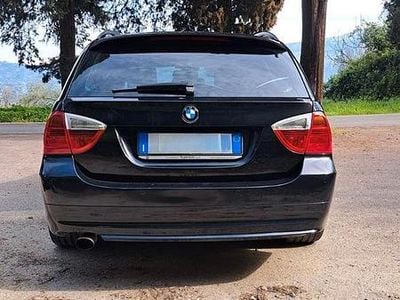 Begagnad BMW 318 M Sport 122 HK (89 kW) 2007 Svart Kombi