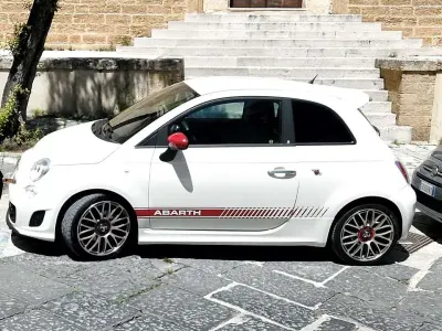 Usata Abarth 500 135 CV (99 kW) 2009 Utilitaria