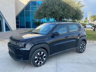 Nuova Fiat Grande Panda Icon 101 CV (74 kW) 2026 Nero Utilitaria