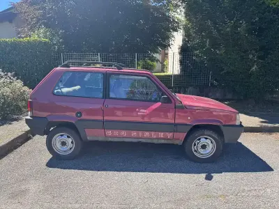 Usata Fiat Panda 4x4 50 CV (36 kW) 1991 Rosso Utilitaria