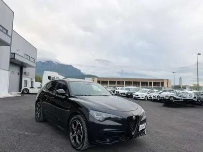 Usata Alfa Romeo Stelvio Veloce 209 CV (153 kW) 2024 Nero SUV