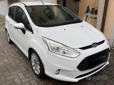 Usata Ford B-MAX 100 CV (73 kW) 2014 Bianco Monovolume